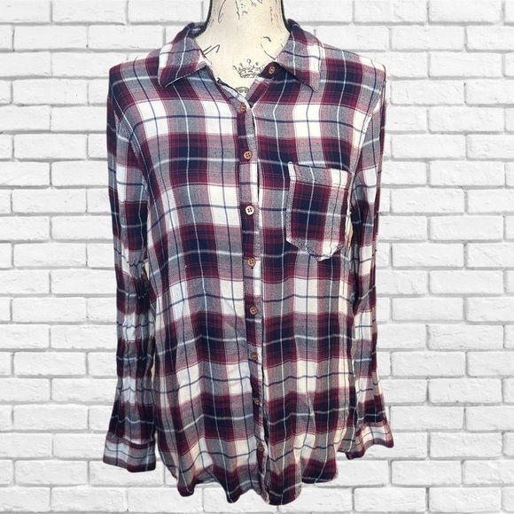 BKE Button Down Shirt with Notched Collar and Relaxed Fit - Picture 1 of 7